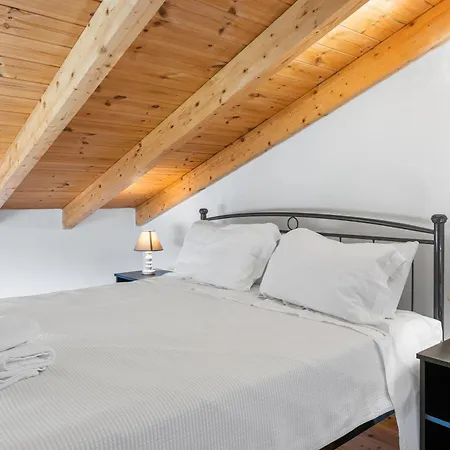 Miralis - Villas Holiday home *